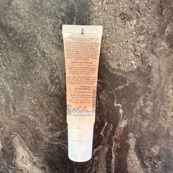Avant Velvet Perfecting Rose Sugar Lip Scrub Size 10ml Sweet Almond Oil - Picture 5 of 6